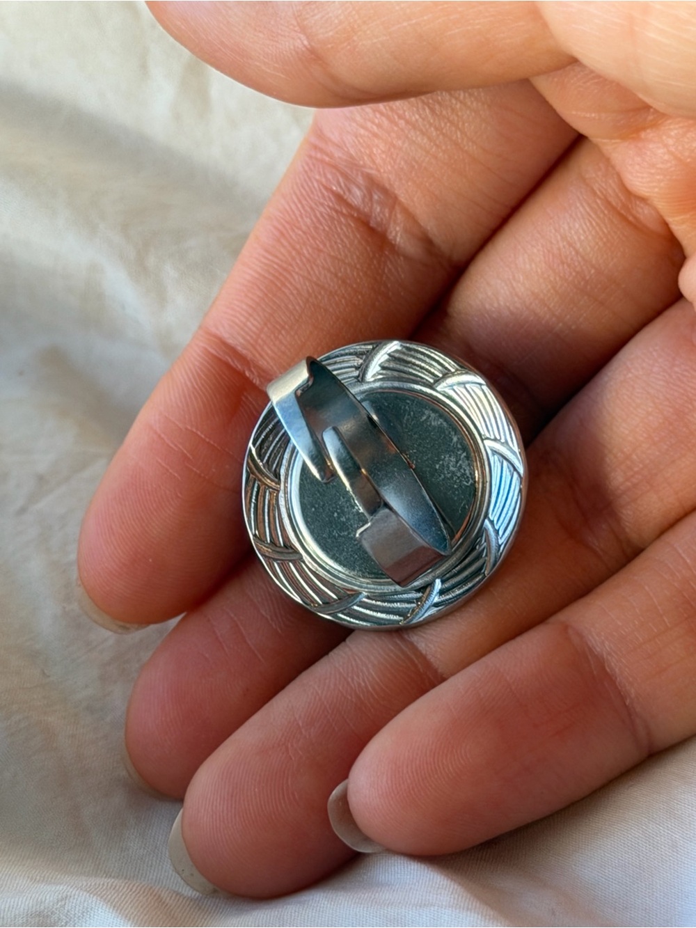 Gucci Button Ring - Picture 5 of 8